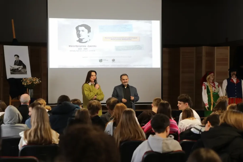 centrum-kultury-branszczyk-a62a5781